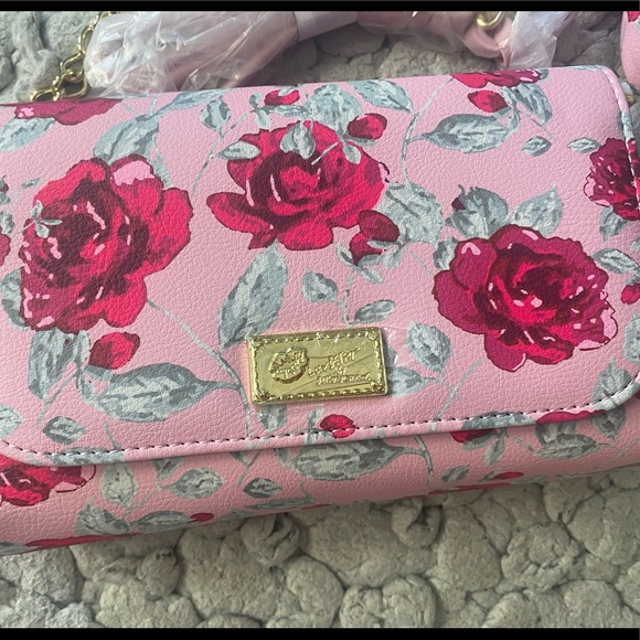 NWT Luv Betsey Crossbody - Picture 2 of 7